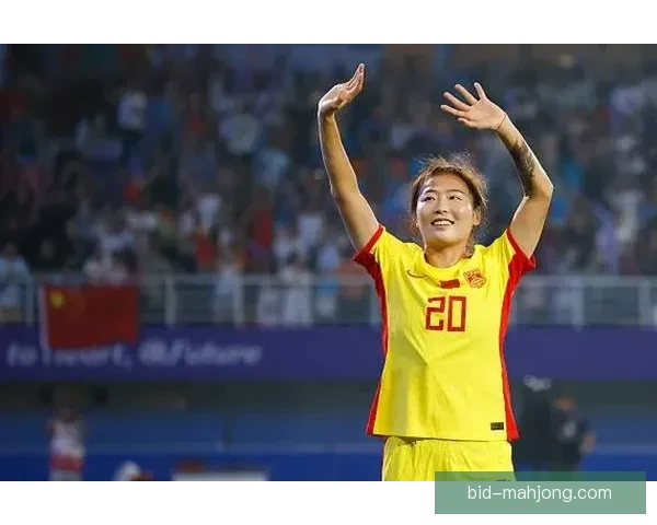 乌日古木拉闪耀澳超女足联赛连续破门成球队进攻核心引发广泛关注